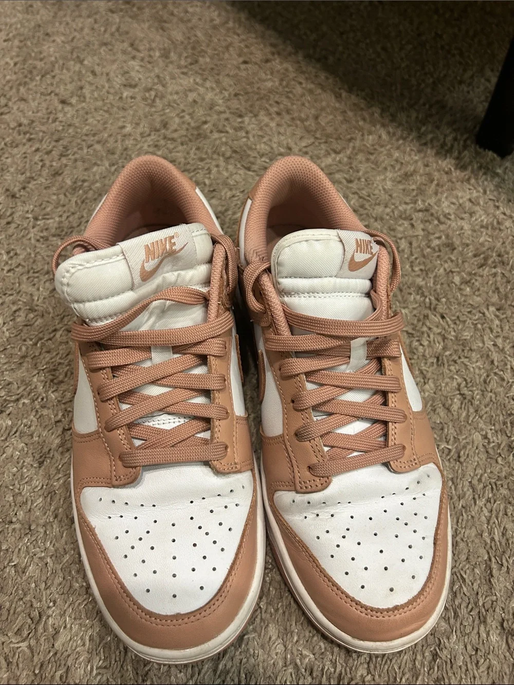 Nike clean low